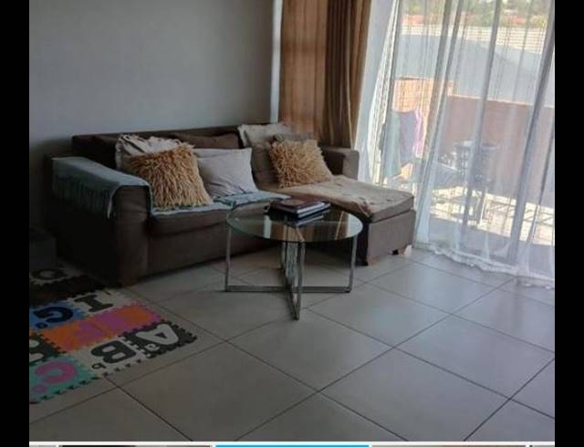 2 BEDROOM APARTMENT FOR SALE IN JOHANNESBURG CBD